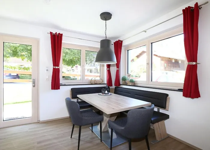Quiet Holiday Flat Near The Mayrhofen Ski Area
