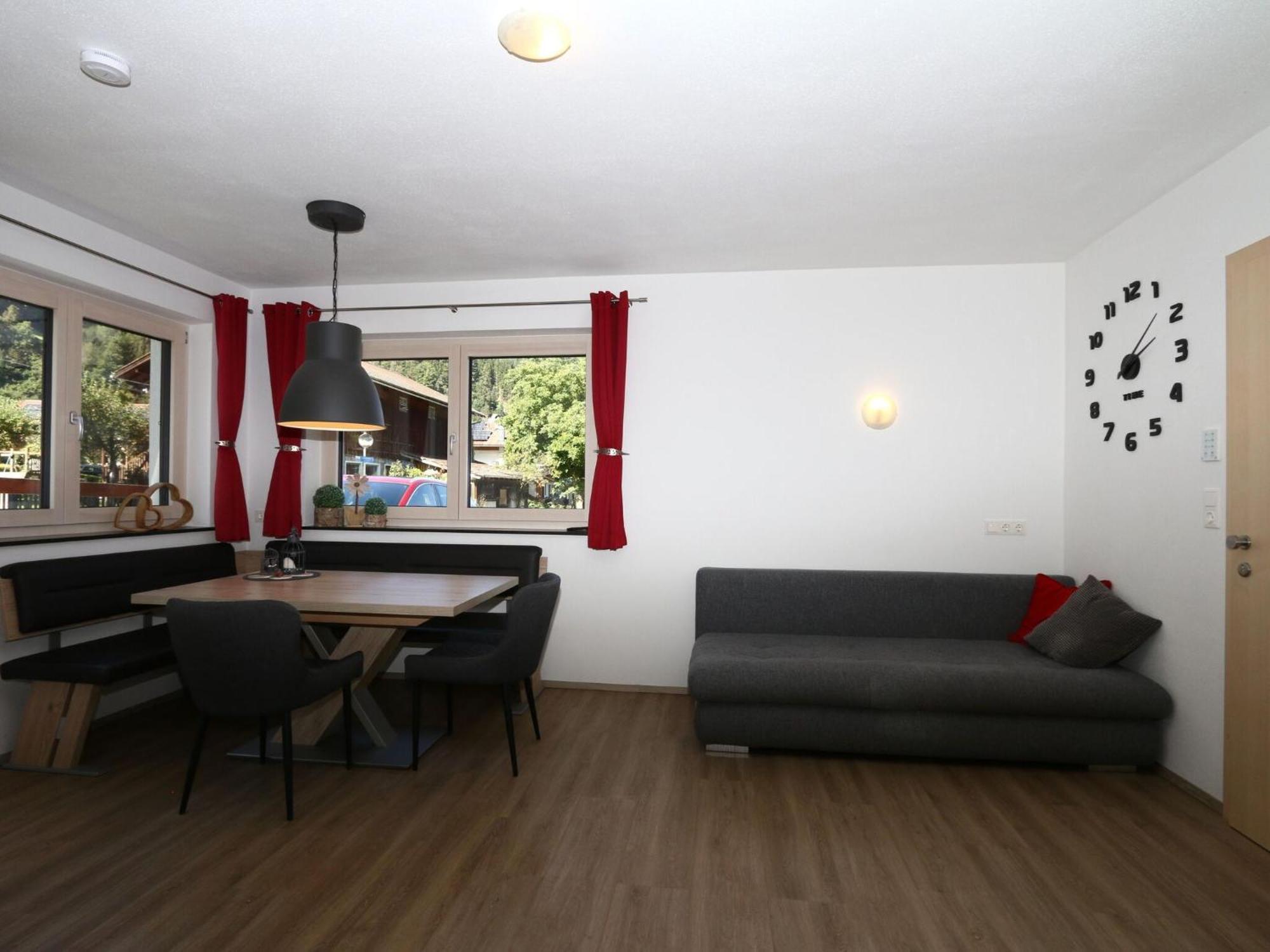 Apartment Quiet Flat Near The Mayrhofen Area
