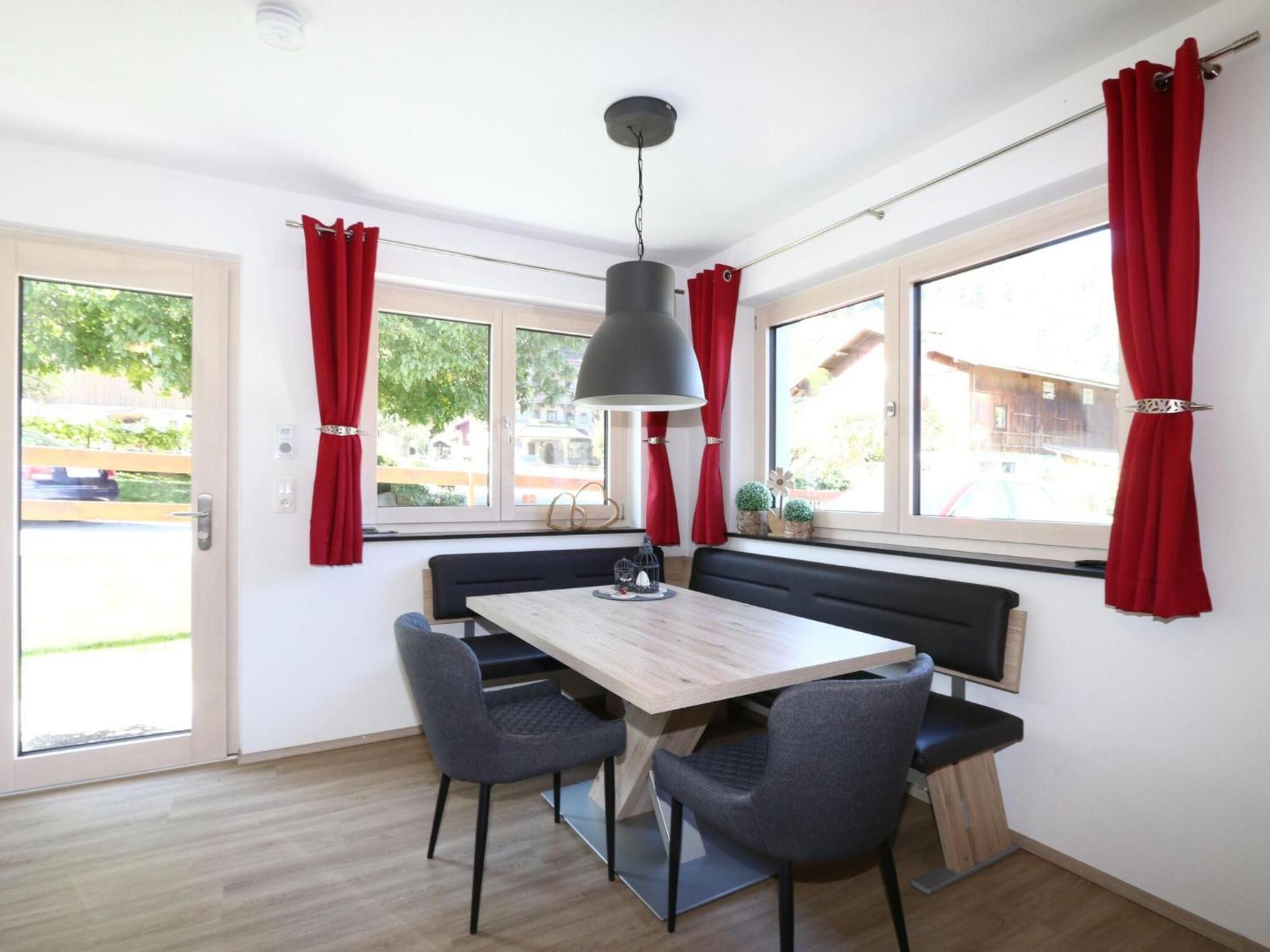 Quiet Flat Near The Mayrhofen Area
