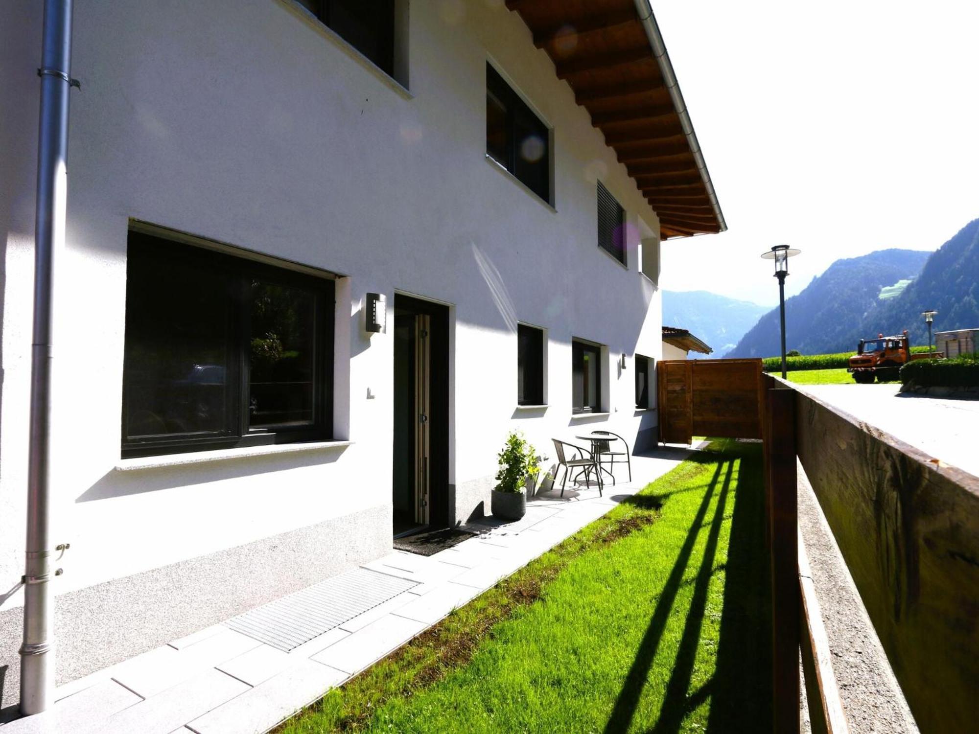 Quiet Flat Near The Mayrhofen Area